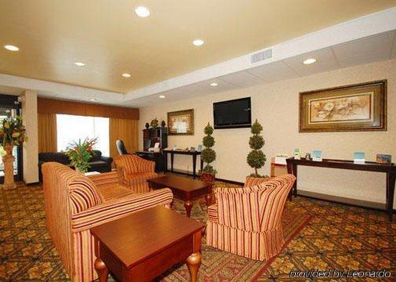 Quality Inn Prattville I-65 Interior photo