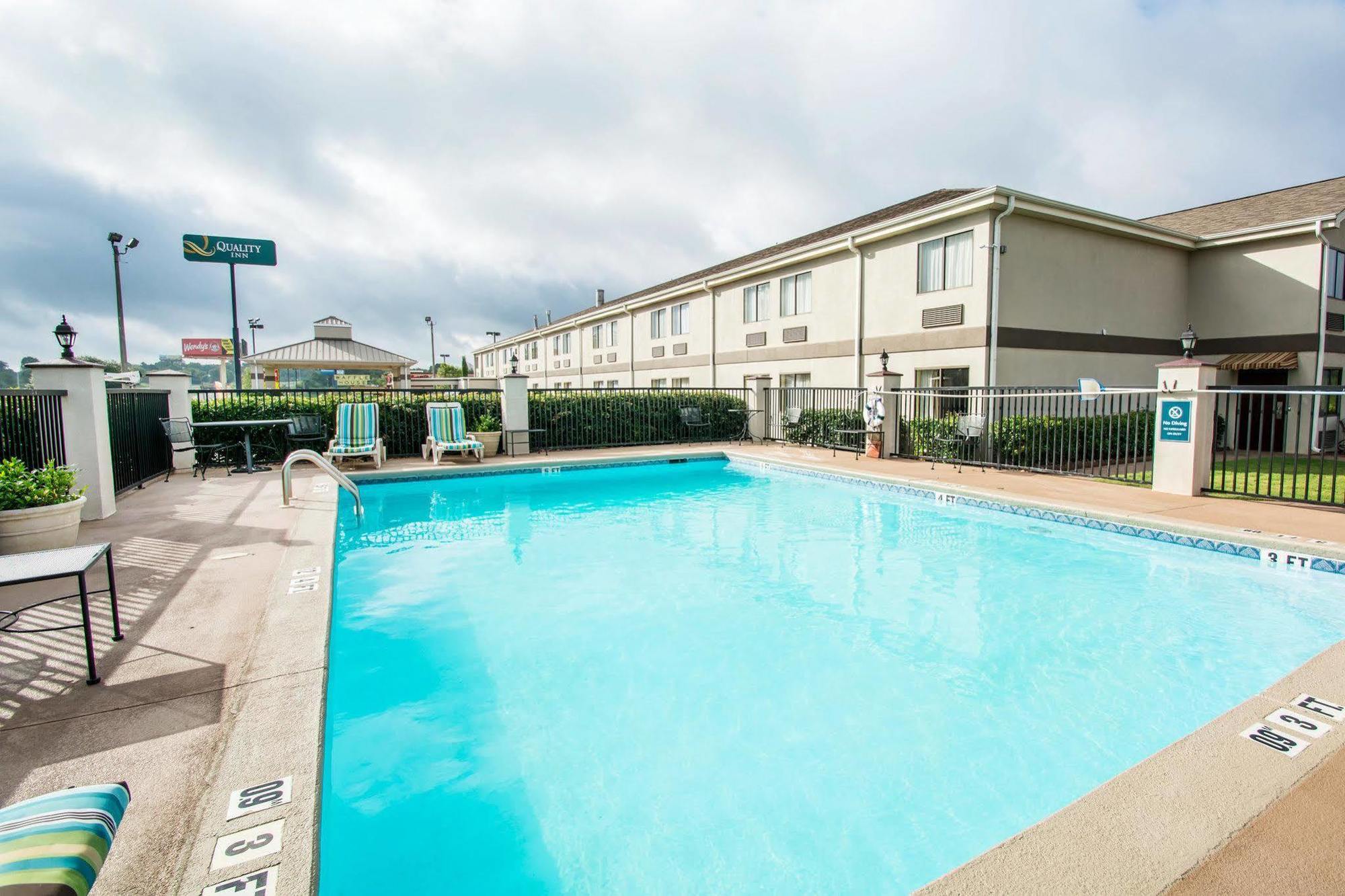 Quality Inn Prattville I-65 Exterior photo